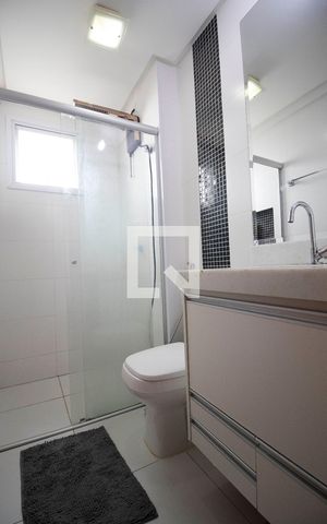 Apartamento à venda com 78m², 3 quartos e 2 vagas Apartamento à venda com 78m², 3 quartos e 2 vagasBanheiro da suíte 3