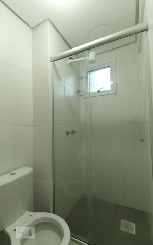 Apartamento à venda com 61m², 2 quartos e 1 vaga Apartamento à venda com 61m², 2 quartos e 1 vagaBanheiro da suíte