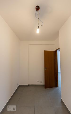 Casa para alugar com 61m², 2 quartos e sem vaga Casa para alugar com 61m², 2 quartos e sem vagaQuarto 1