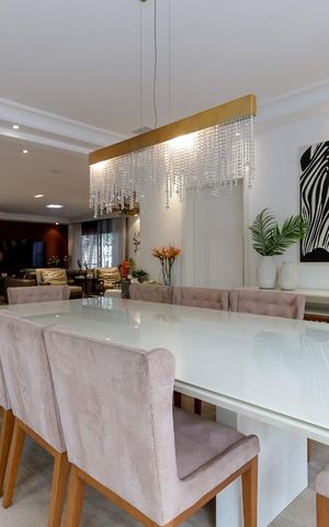 Casa de condomínio à venda com 790m², 4 quartos e 6 vagasSala