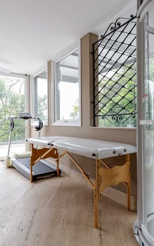 Casa de condomínio à venda com 790m², 4 quartos e 6 vagasSPA