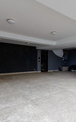 Casa de condomínio à venda com 790m², 4 quartos e 6 vagasGaragem