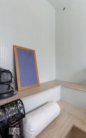Casa de condomínio à venda com 790m², 4 quartos e 6 vagasSauna