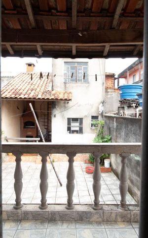 Casa à venda com 180m², 3 quartos e 3 vagas Casa à venda com 180m², 3 quartos e 3 vagasVista do Quarto 2