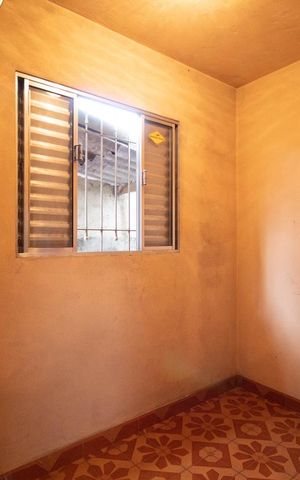 Casa à venda com 180m², 3 quartos e 3 vagas Casa à venda com 180m², 3 quartos e 3 vagasQuarto 3