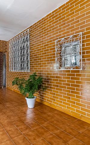 Apartamento à venda com 465m², 3 quartos e 3 vagas Apartamento à venda com 465m², 3 quartos e 3 vagasVaranda da Sala