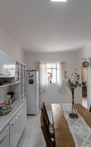 Casa à venda com 240m², 2 quartos e 2 vagas Casa à venda com 240m², 2 quartos e 2 vagasCasa 1