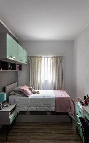Casa à venda com 240m², 2 quartos e 2 vagas Casa à venda com 240m², 2 quartos e 2 vagasCasa 1