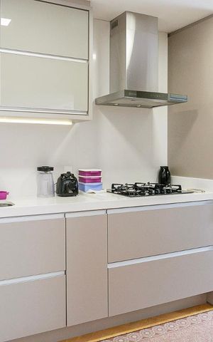 Apartamento à venda com 121m², 2 quartos e 2 vagas Apartamento à venda com 121m², 2 quartos e 2 vagasCozinha
