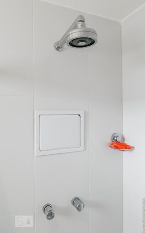 Apartamento à venda com 121m², 2 quartos e 2 vagas Apartamento à venda com 121m², 2 quartos e 2 vagasChuveiro