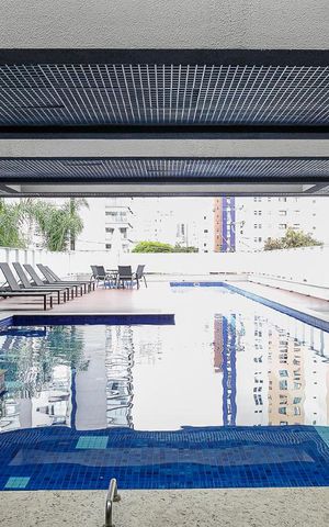 Apartamento à venda com 121m², 2 quartos e 2 vagas Apartamento à venda com 121m², 2 quartos e 2 vagasPiscina