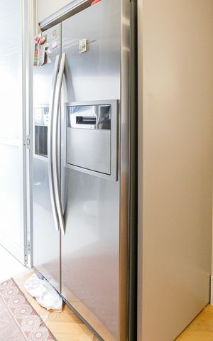 Apartamento à venda com 121m², 2 quartos e 2 vagas Apartamento à venda com 121m², 2 quartos e 2 vagasGeladeira