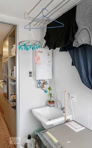 Apartamento à venda com 121m², 2 quartos e 2 vagas Apartamento à venda com 121m², 2 quartos e 2 vagasÁrea de Serviço