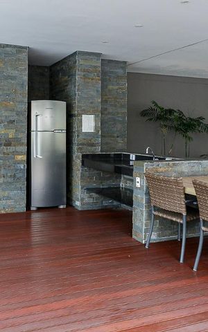 Apartamento à venda com 121m², 2 quartos e 2 vagas Apartamento à venda com 121m², 2 quartos e 2 vagasChurrasqueira