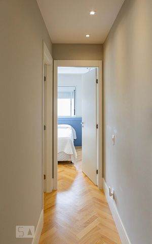Apartamento à venda com 121m², 2 quartos e 2 vagas Apartamento à venda com 121m², 2 quartos e 2 vagasCorredor