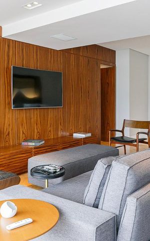 Apartamento à venda com 121m², 2 quartos e 2 vagas Apartamento à venda com 121m², 2 quartos e 2 vagasSala