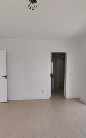 Casa à venda com 217m², 3 quartos e 5 vagas Casa à venda com 217m², 3 quartos e 5 vagasQuarto 2