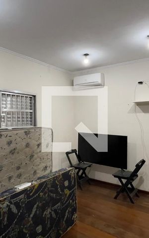 Casa à venda com 100m², 3 quartos e 4 vagas Casa à venda com 100m², 3 quartos e 4 vagasCasa 2 - Quarto 1