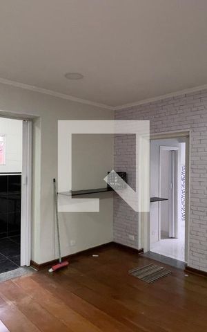 Casa à venda com 100m², 3 quartos e 4 vagas Casa à venda com 100m², 3 quartos e 4 vagasCasa 2 - Sala