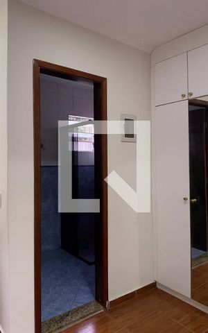 Casa à venda com 100m², 3 quartos e 4 vagas Casa à venda com 100m², 3 quartos e 4 vagasCasa 1 - Suíte 2