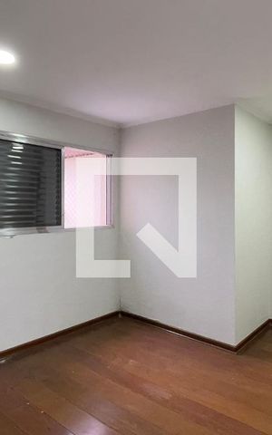 Casa à venda com 100m², 3 quartos e 4 vagas Casa à venda com 100m², 3 quartos e 4 vagasCasa 2 - Sala