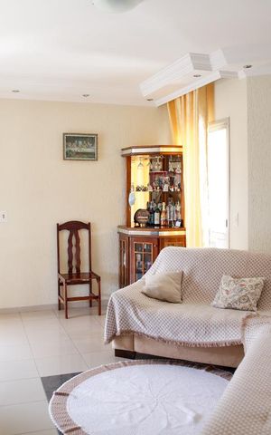 Apartamento à venda com 140m², 3 quartos e 2 vagasSala