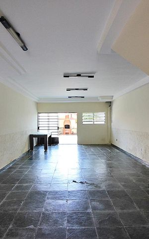 Casa à venda com 240m², 3 quartos e 6 vagasGaragem