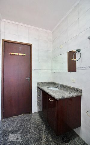 Casa à venda com 240m², 3 quartos e 6 vagasBanheiro Social