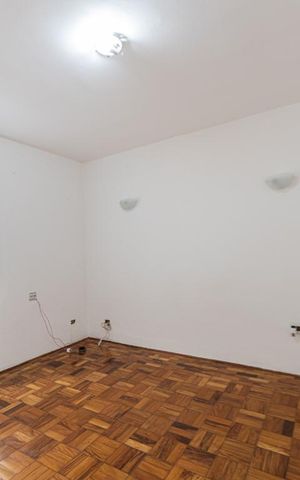 Casa à venda com 150m², 4 quartos e sem vaga Casa à venda com 150m², 4 quartos e sem vagaQuarto 1