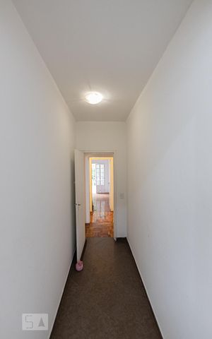 Casa à venda com 150m², 4 quartos e sem vaga Casa à venda com 150m², 4 quartos e sem vagaCozinha
