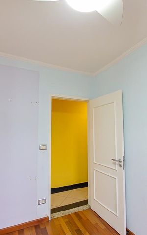Casa à venda com 260m², 4 quartos e 3 vagas Casa à venda com 260m², 4 quartos e 3 vagasSuite 1