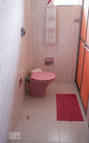 Casa para alugar com 310m², 6 quartos e 10 vagasBanheiro