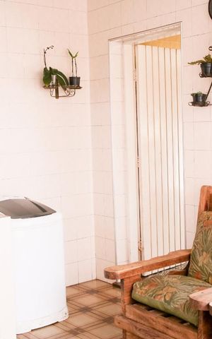 Casa para alugar com 310m², 6 quartos e 10 vagasarea de serviço