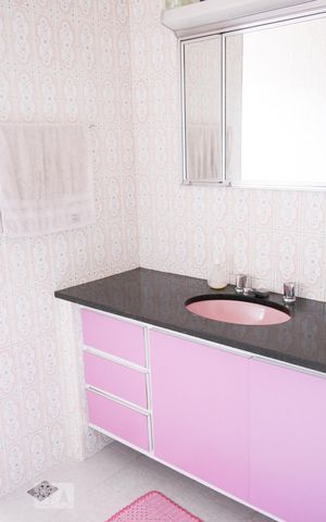Casa para alugar com 310m², 6 quartos e 10 vagasBanheiro