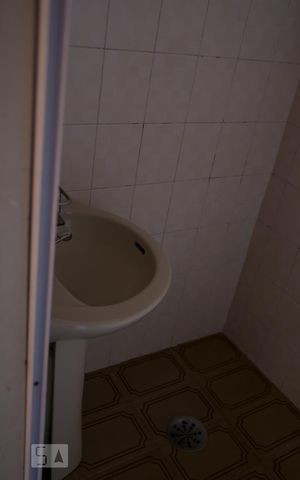Casa para alugar com 310m², 6 quartos e 10 vagasBanheiro