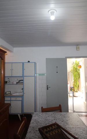 Casa à venda com 300m², 2 quartos e 2 vagasCopa 