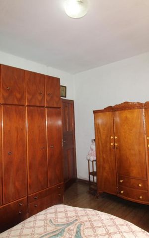 Casa à venda com 300m², 2 quartos e 2 vagasQuarto 1