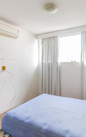 Casa à venda com 210m², 5 quartos e 3 vagas Casa à venda com 210m², 5 quartos e 3 vagasCasa 2 - Quarto 1