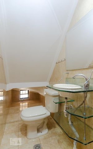 Casa à venda com 350m², 3 quartos e 4 vagasLavabo