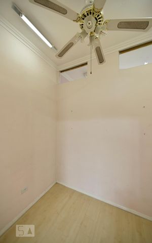 Casa à venda com 100m², 3 quartos e 1 vagaQuarto 2