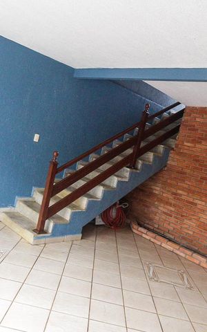 Casa à venda com 200m², 3 quartos e 2 vagas Casa à venda com 200m², 3 quartos e 2 vagasGaragem
