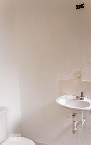 Casa à venda com 430m², 4 quartos e 4 vagas Casa à venda com 430m², 4 quartos e 4 vagasSuíte Quarto 3