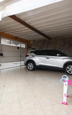 Casa à venda com 102m², 2 quartos e 4 vagasGaragem