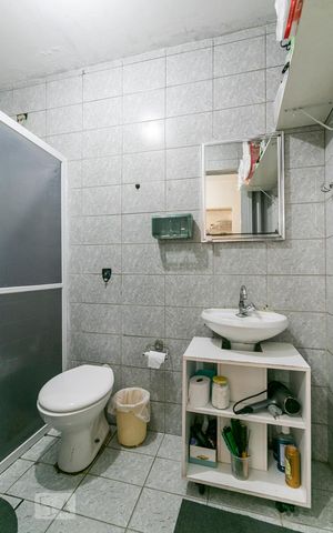 Casa à venda com 100m², 3 quartos e 1 vagaBanheiro 2