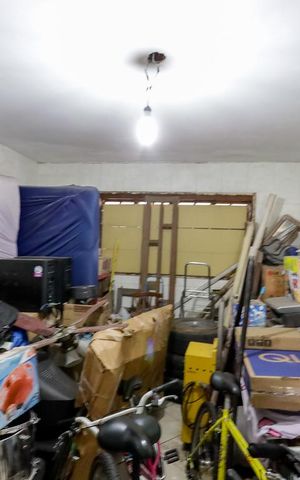 Casa à venda com 625m², 21 quartos e 2 vagas Casa à venda com 625m², 21 quartos e 2 vagasCozinha
