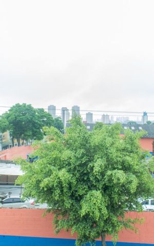 Casa à venda com 180m², 4 quartos e 3 vagas Casa à venda com 180m², 4 quartos e 3 vagasVista do Lounge