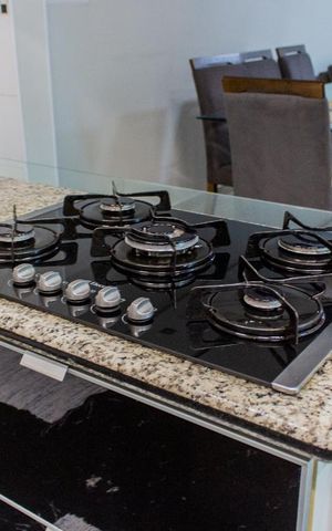 Casa à venda com 180m², 4 quartos e 3 vagas Casa à venda com 180m², 4 quartos e 3 vagasCooktop