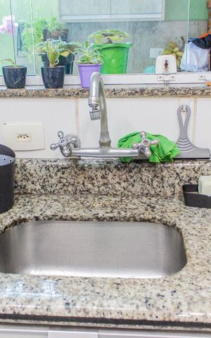 Casa à venda com 180m², 4 quartos e 3 vagas Casa à venda com 180m², 4 quartos e 3 vagasPia