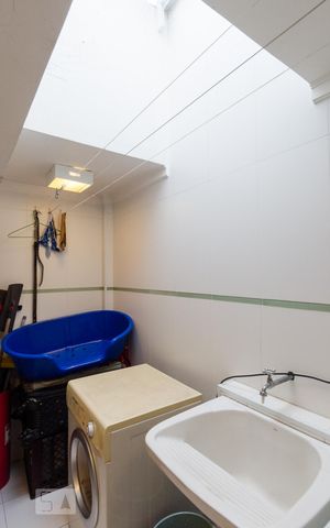 Apartamento à venda com 205m², 2 quartos e 2 vagas Apartamento à venda com 205m², 2 quartos e 2 vagasÁrea de serviço