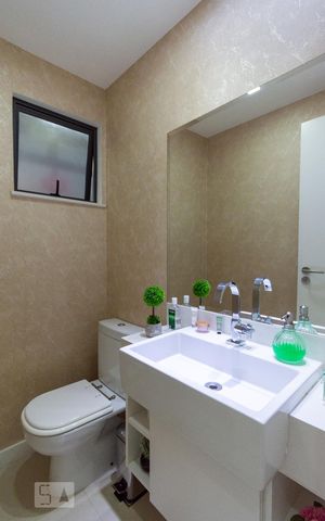 Apartamento à venda com 150m², 3 quartos e 3 vagas Apartamento à venda com 150m², 3 quartos e 3 vagasLavabo